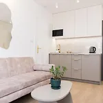 Cozy Flat With A Garden